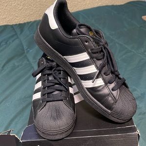 Men Adidas superstar